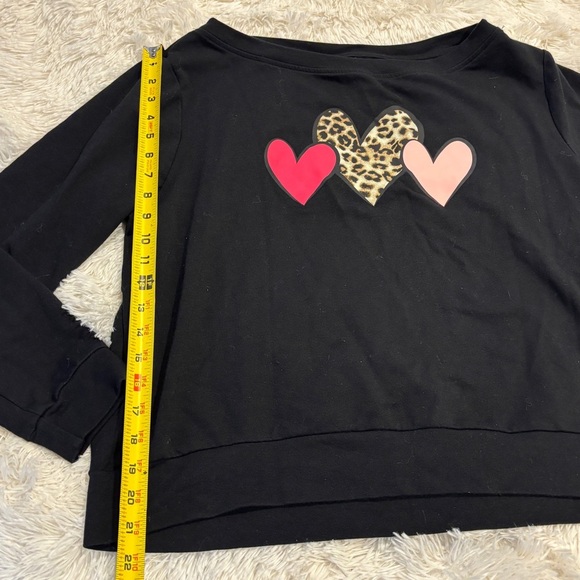 NY&CO Black sweater boat neck cheetah print three hearts size LARGE - Picture 6 of 8